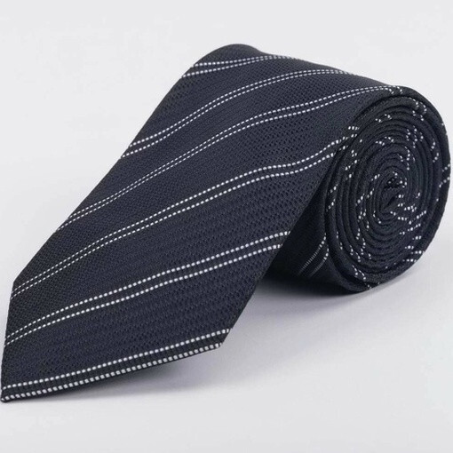 Прокат черного галстука в полоску для мужских костюмов