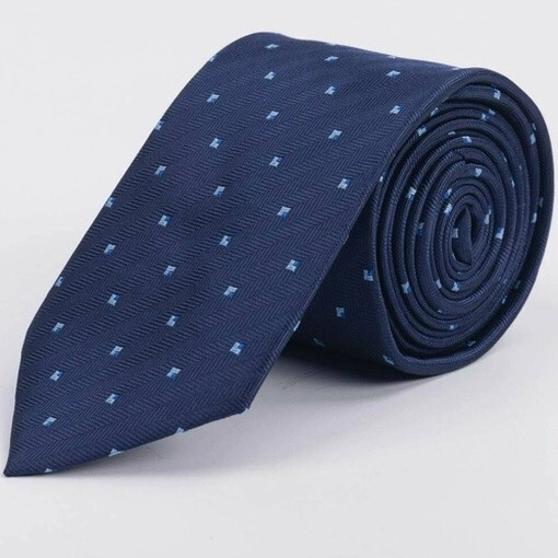 Галстук напрокат синего цвета в фактурную полоску и двухцветным квадратным узором для мужского костю