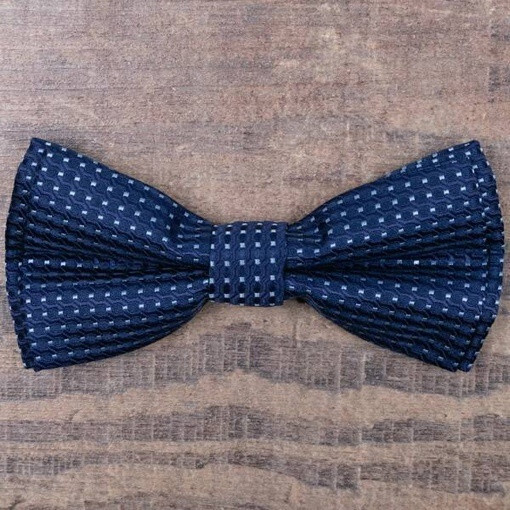 Арендовать бабочку синего цвета с голубы узором для мужского костюма