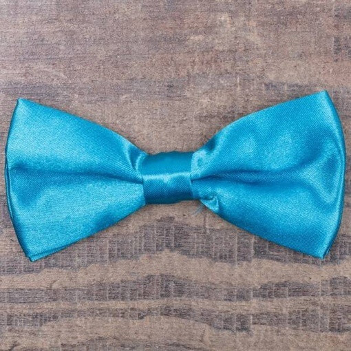 Аренда однотонной бирюзовой бабочки для мужского костюма