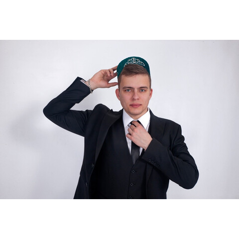 Прокат мужского костюма черного цвета. Классический черный костюм